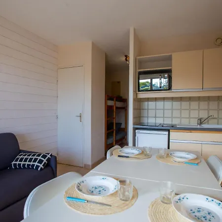 Les Rives De La Faviere-5 By Interhome