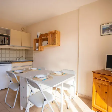 Les Rives De La Faviere-5 By Interhome * La Favière