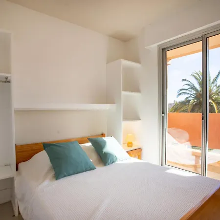 Les Rives De La Faviere-8 By Interhome