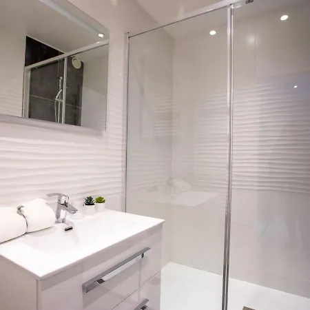 Les Rives De La Faviere-8 By Interhome Daire *