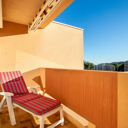 Les Rives De La Faviere-5 By Interhome *